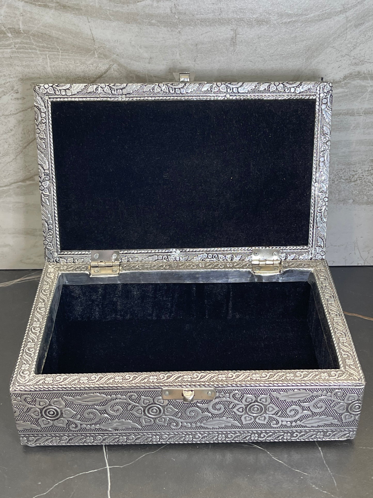 OM Decorative Tin Jewelry Box